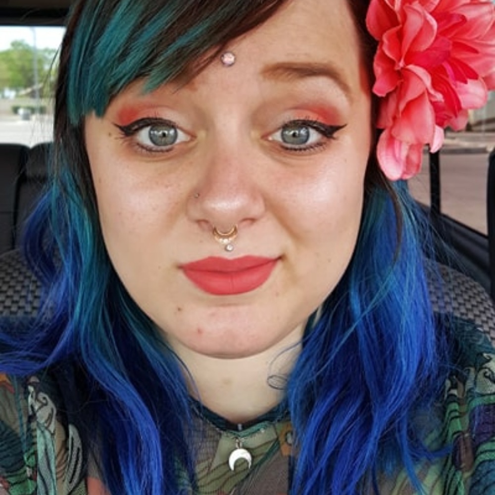 Meet your Posher, Allex